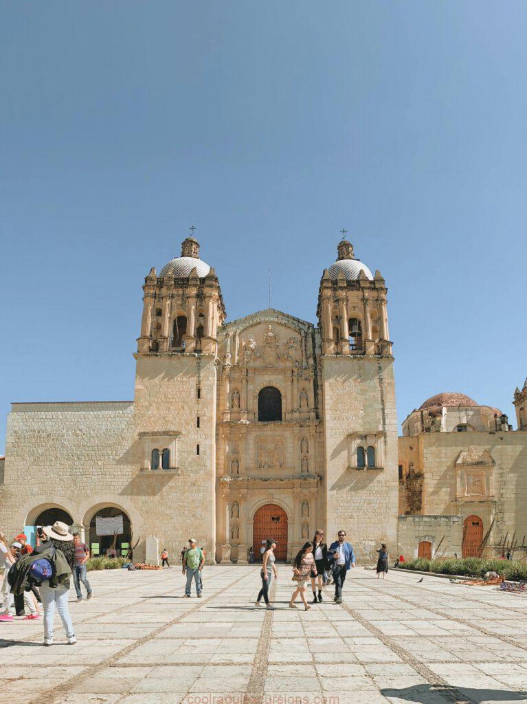 pexels photo 17002186 17002186 Santo Domingo Church in Oaxaca de Juárez, Mexico, a prime example of Baroque architecture.